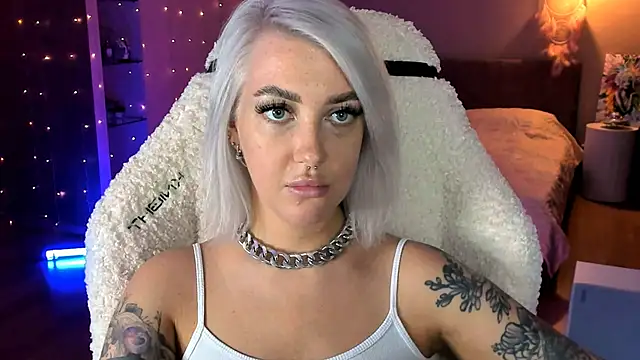 tykioty Miley online show from 26, 10, 2025