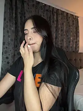 Snapshot of soy_paulina chatting on 7, 4, 2026 soy paulina online show from 7, 4, 2026