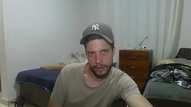 Snapshot of prorafadodoce chatting on 10, 9, 2025 prorafadodoce online show from 10, 9, 2025