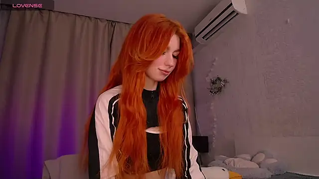 Evaa Moonn  online show from 20, 1, 2025