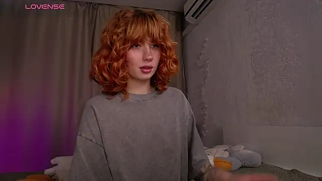 Evaa Moonn  online show from 4, 11, 2025