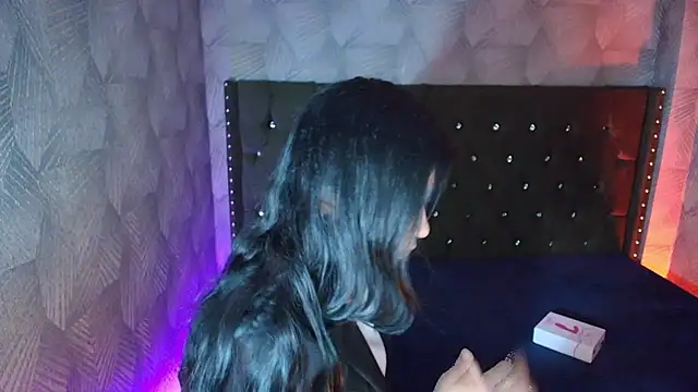 Snapshot of AnnaliOlsenX chatting on 8, 7, 2026 AnnaliOlsenX online show from 8, 7, 2026