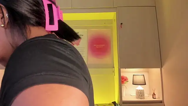 tamaraa smiith online show from 18, 4, 2026