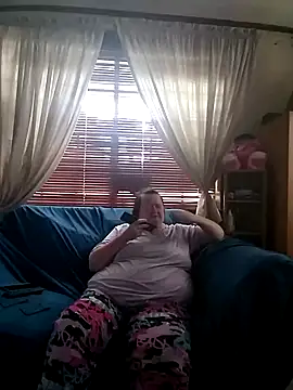 Snapshot of Bayou_Woman68 chatting on 28, 4, 2026 Bayou Woman68 online show from 28, 4, 2026