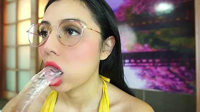 Snapshot of miss_lizith chatting on 7, 11, 2025 miss lizith online show from 7, 11, 2025