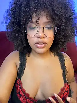 Snapshot of 99_Lilith chatting on 19, 4, 2026 99 Lilith online show from 19, 4, 2026
