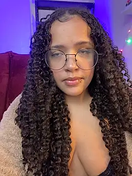 Snapshot of 99_Lilith chatting on 16, 6, 2026 99 Lilith online show from 16, 6, 2026