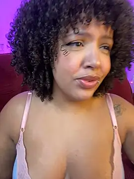 Snapshot of 99_Lilith chatting on 18, 6, 2026 99 Lilith online show from 18, 6, 2026