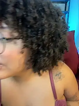 Snapshot of 99_Lilith chatting on 19, 6, 2026 99 Lilith online show from 19, 6, 2026
