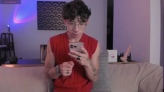 Snapshot of im__thomass chatting on 18, 12, 2025 im thomass online show from 18, 12, 2025