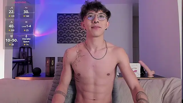 Snapshot of im__thomass chatting on 21, 12, 2025 im thomass online show from 21, 12, 2025