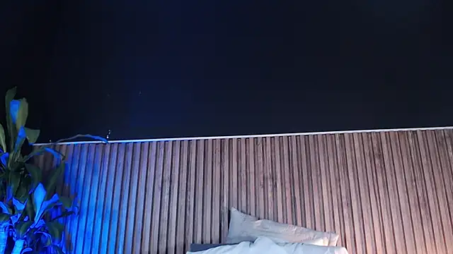 Snapshot of DilanJonnes_ chatting on 8, 2, 2025 DilanJonnes online show from 8, 2, 2025