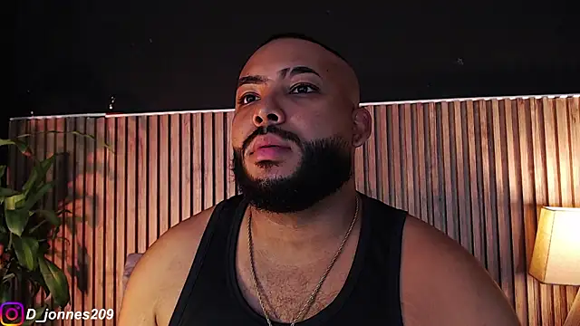 Snapshot of DilanJonnes_ chatting on 13, 9, 2025 DilanJonnes online show from 13, 9, 2025