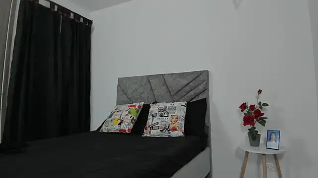 brittanypalmer2023 online show from 7, 11, 2025