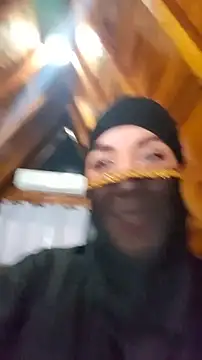 AmbarBurhan online show from 6, 10, 2025