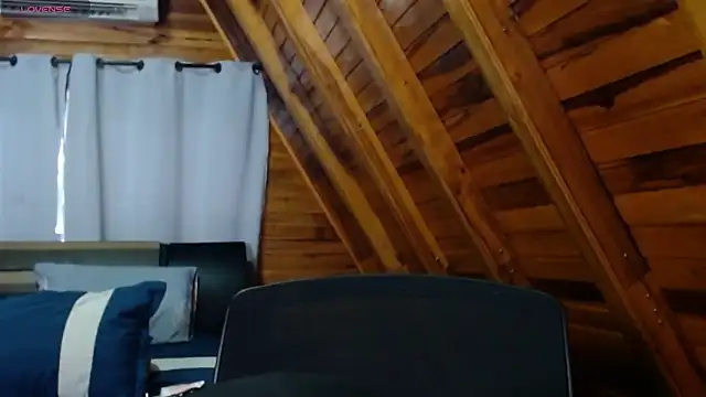 AmbarBurhan online show from 9, 10, 2025