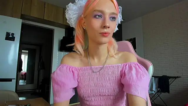  Alice Kitty online show from 8, 7, 2026