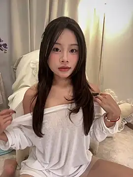 Hot Mm online show from 16, 11, 2025