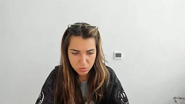 Summmmersky online show from 1, 11, 2025