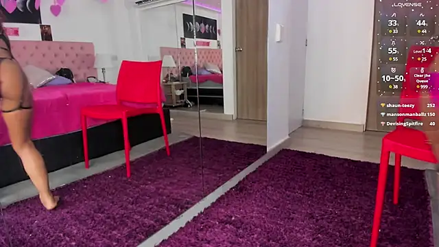 Paytonferrara online show from 24, 2, 2025