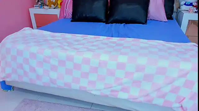 AnngelaSkye online show from 9, 2, 2025