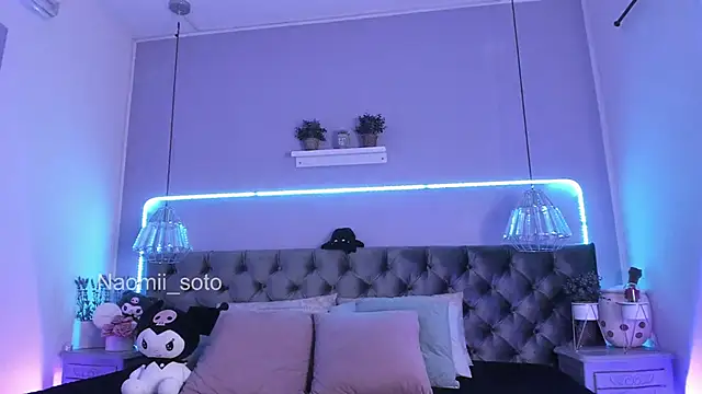 Snapshot of Naomii_Soto chatting on 18, 3, 2025 Naomii Soto online show from 18, 3, 2025