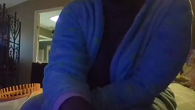 EbonyFetishQueen online show from 22, 4, 2026