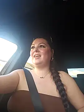 Snapshot of Britishbella chatting on 20, 3, 2025 Britishbella online show from 20, 3, 2025