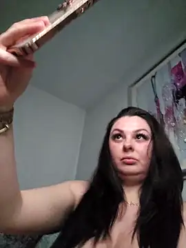 Snapshot of Britishbella chatting on 18, 4, 2026 Britishbella online show from 18, 4, 2026
