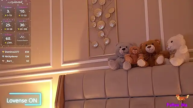 SerenaBennet online show from 27, 1, 2025