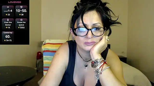 Snapshot of YourDreamLoverr chatting on 13, 3, 2025 YourDreamLoverr online show from 13, 3, 2025