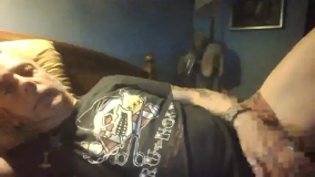 Snapshot of SHARPSkinhead chatting on 18, 6, 2026 SHARPSkinhead online show from 18, 6, 2026