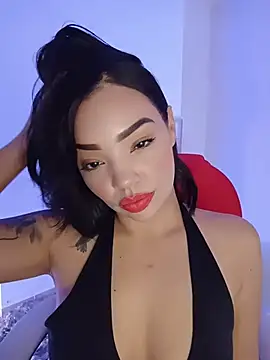 Snapshot of Sara_LipsX chatting on 12, 11, 2025 Sara LipsX online show from 12, 11, 2025