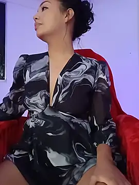 Snapshot of Sara_LipsX chatting on 30, 11, 2025 Sara LipsX online show from 30, 11, 2025