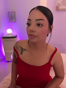 Snapshot of Sara_LipsX chatting on 14, 2, 2026 Sara LipsX online show from 14, 2, 2026