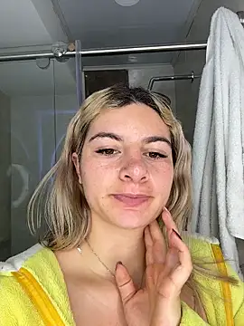 AtheneaRossi online show from 3, 3, 2026