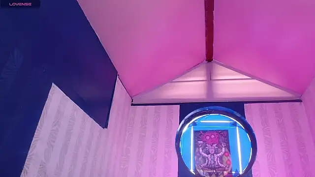 Snapshot of vitoria23_ chatting on 1, 5, 2026 vitoria23 online show from 1, 5, 2026