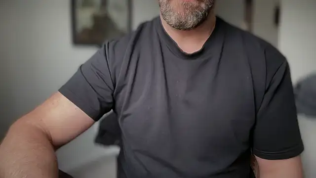 Snapshot of Mr_Beef chatting on 9, 3, 2026 Mr Beef online show from 9, 3, 2026