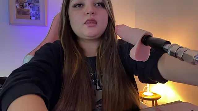 SweetPaige  online show from 11, 11, 2025