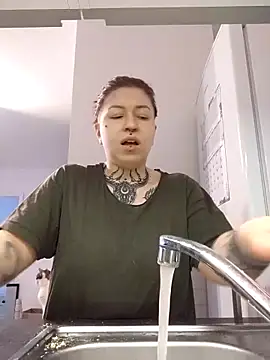 divine eve online show from 2, 4, 2026