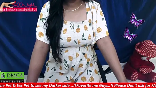  mOOn light  online show from 6, 1, 2025