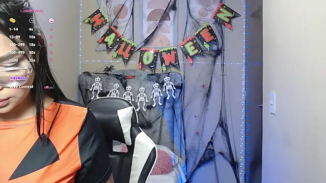 lindsay sweet2 online show from 26, 10, 2025