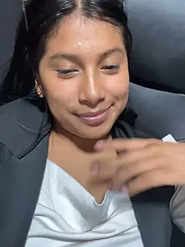 LinnaGardenia online show from 26, 12, 2024