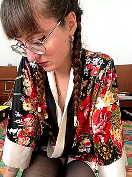  foxygirl  online show from 5, 10, 2025