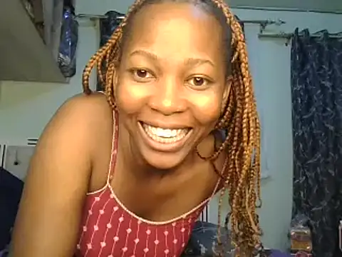 Snapshot of Petitiebooty chatting on 24, 1, 2025 Petitiebooty online show from 24, 1, 2025