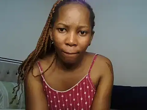 Snapshot of Petitiebooty chatting on 3, 2, 2025 Petitiebooty online show from 3, 2, 2025