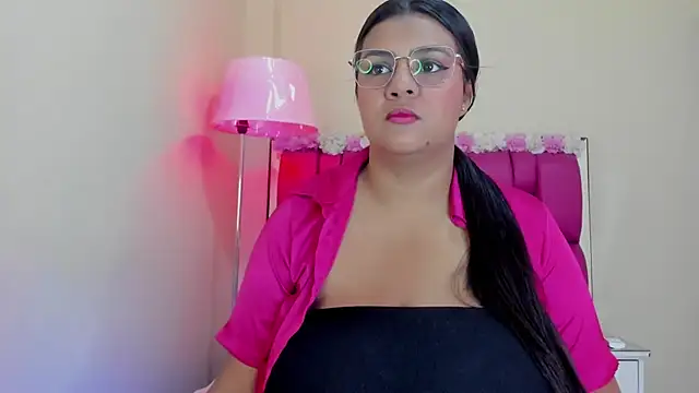 Gabriela Brown online show from 1, 2, 2025