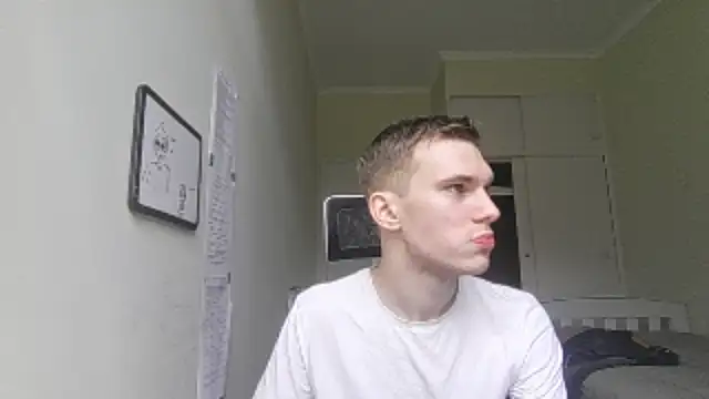 Snapshot of bluegaze6 chatting on 10, 10, 2025 bluegaze6 online show from 10, 10, 2025