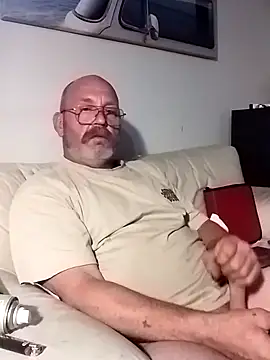 iambradz online show from 18, 2, 2025