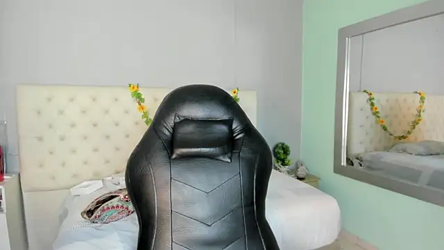 nami sam01 online show from 9, 3, 2025